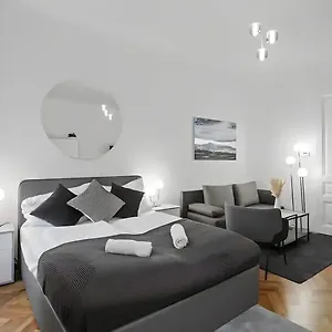  Appartamento Apartment, Central, 2 Min To U1 Keplerplatz, Monthly Only